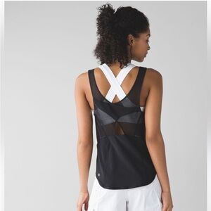Lululemon Run With The Sun Tank in Black